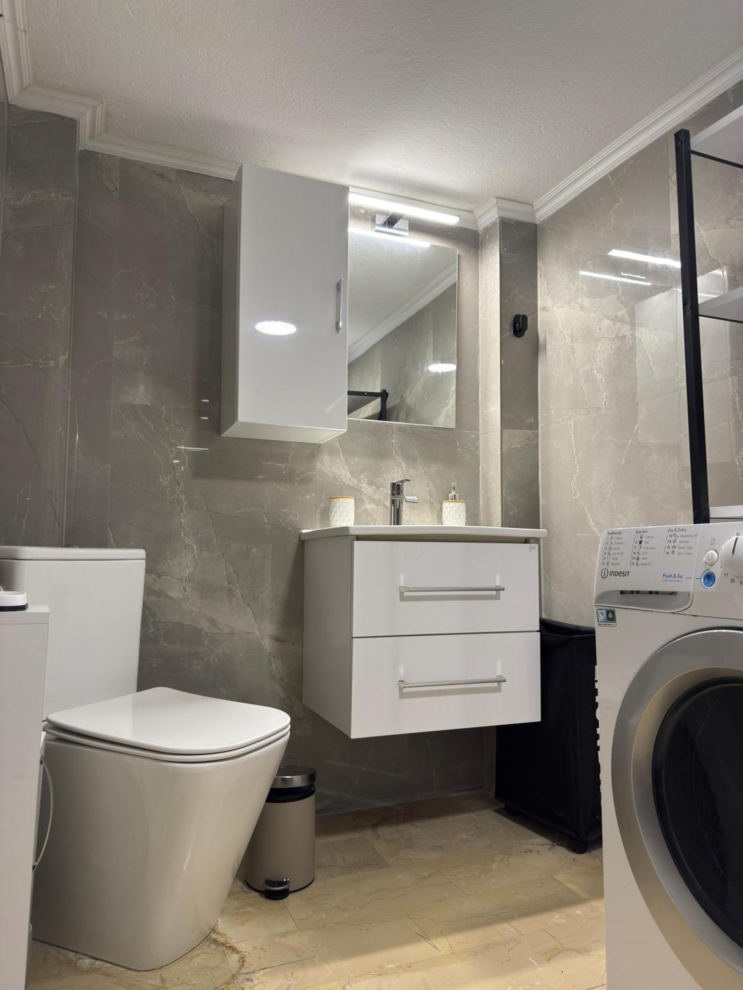 Poseidon's In Appartement